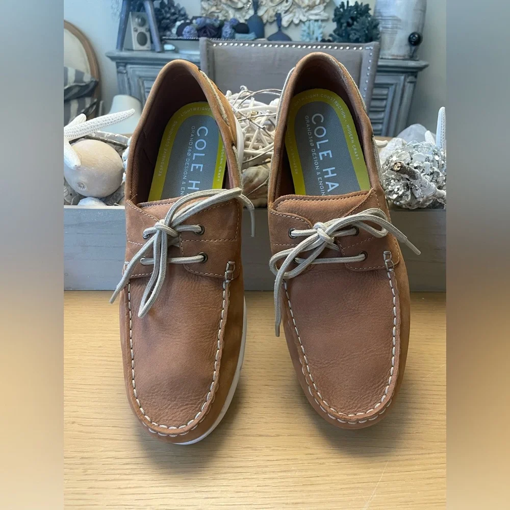 COLE HAAN Grand Atlantic Boat Shoe SIZE 10 MEDIUM Cognac